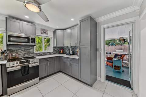 3220 SW 16th Court, Fort Lauderdale FL - photo 17 of 50