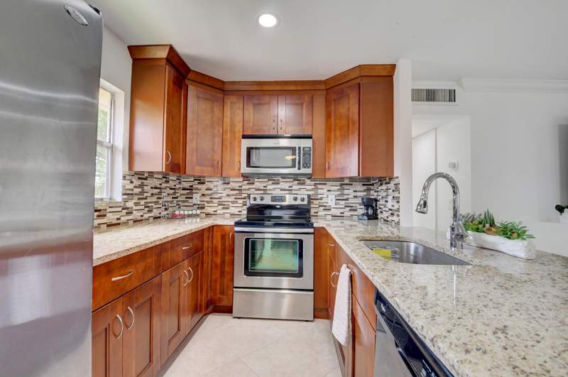 2 bedroom Condominium at 468 Saxony J, Kings Point Saxony Condos, Delray Beach — photo 3