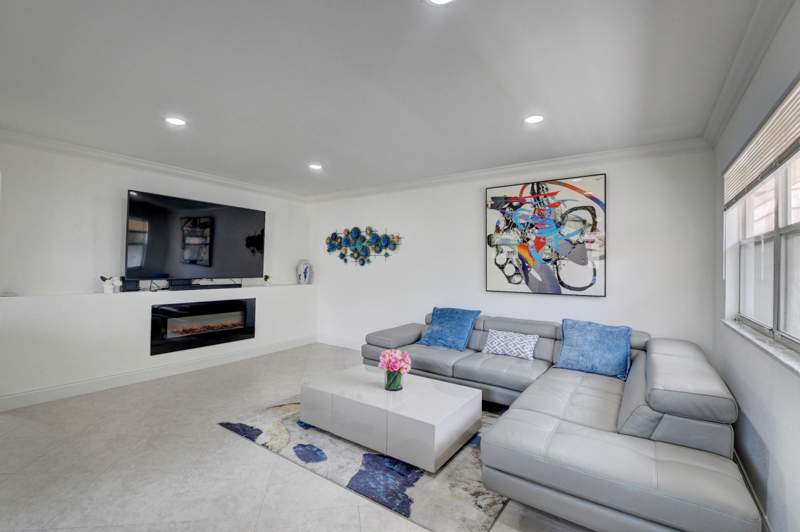 2 bedroom Condominium at 468 Saxony J, Kings Point Saxony Condos, Delray Beach — photo 5