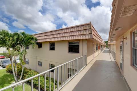 468 Saxony J, Delray Beach FL - photo 15 of 30