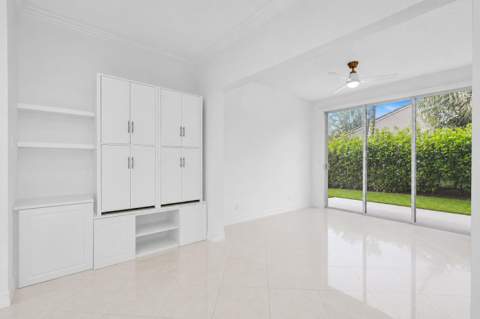 8914 Brittany Lakes Drive, Boynton Beach FL - photo 7 of 50