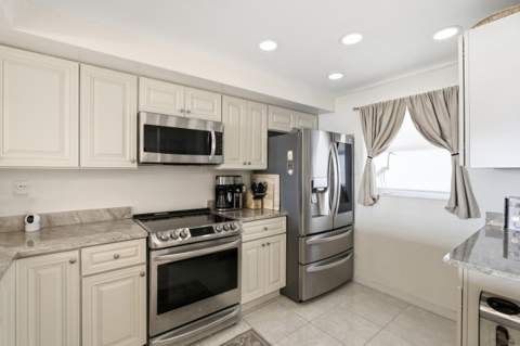 9400 S Ocean Drive #208, Jensen Beach FL - photo 8 of 36