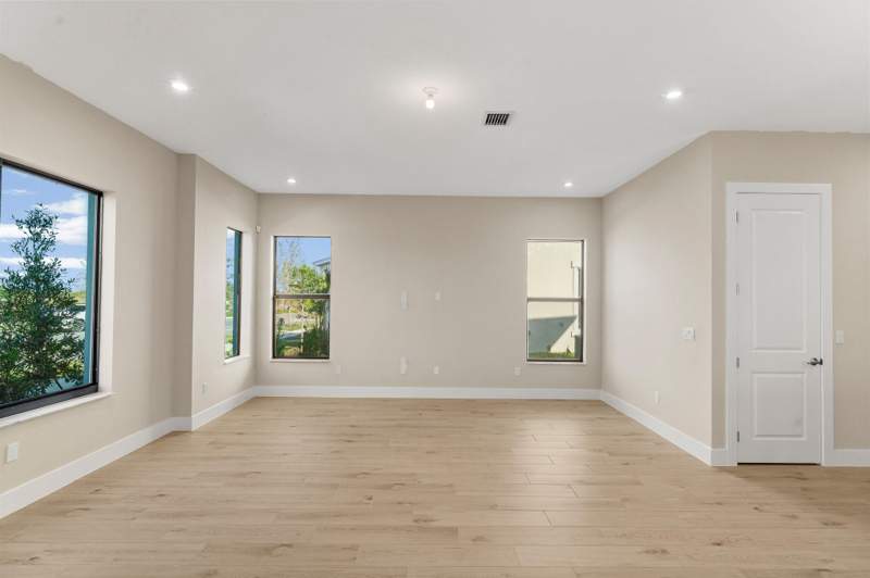 3 bedroom Single Family Residence at 690 SW Backus Lane, Newfield Crossroads, Palm City — photo 3
