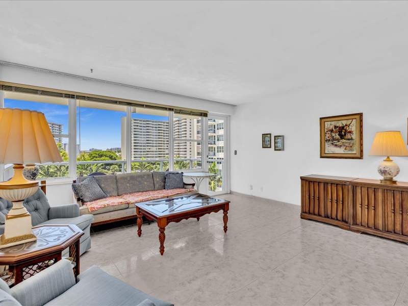 2 bedroom Stock Cooperative at 3300 NE 36th Street #516, Coral Ridge Towers East Co-Op, Fort Lauderdale — photo 4