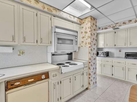 3300 NE 36th Street #516, Fort Lauderdale FL - photo 11 of 42