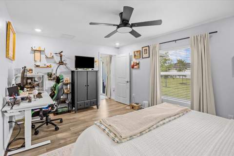 11202 NW Fernbrook Drive, Port St. Lucie FL - photo 17 of 47