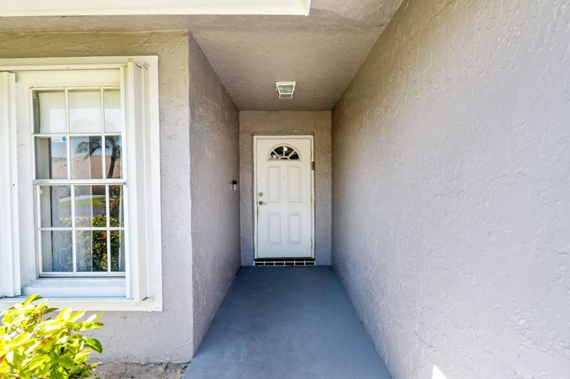 2 bedroom Single Family Residence at 5256 Tiffany Anne Circle, Cypress Lakes 10, West Palm Beach — photo 4