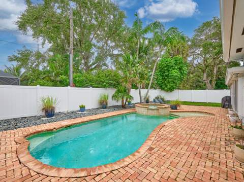 683 SW 2nd Street, Boca Raton FL - photo 14 of 48