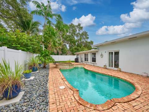 683 SW 2nd Street, Boca Raton FL - photo 15 of 48