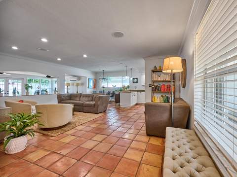 683 SW 2nd Street, Boca Raton FL - photo 16 of 48