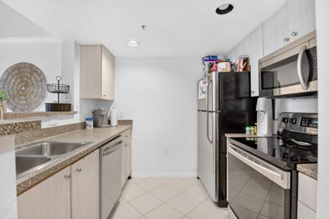 1801 N Flagler Drive #727, West Palm Beach FL - photo 11 of 38
