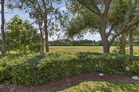 333 River Bluff Lane, Royal Palm Beach FL - photo 23 of 34