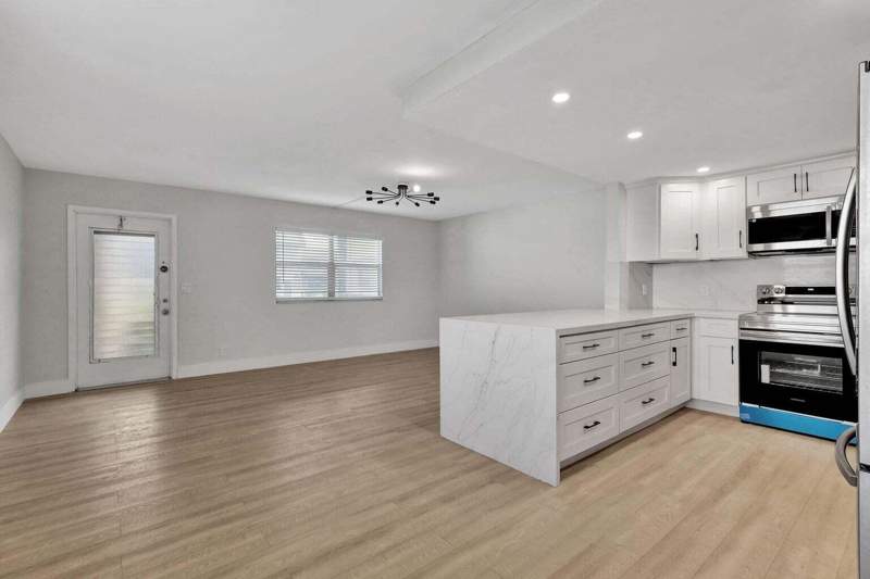 1 bedroom Condominium at 114 Brittany C, Kings Point Brittany Condos, Delray Beach — photo 5
