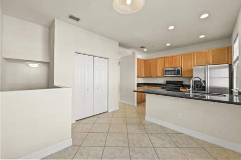 131 Harbors Way, Boynton Beach FL - photo 13 of 38