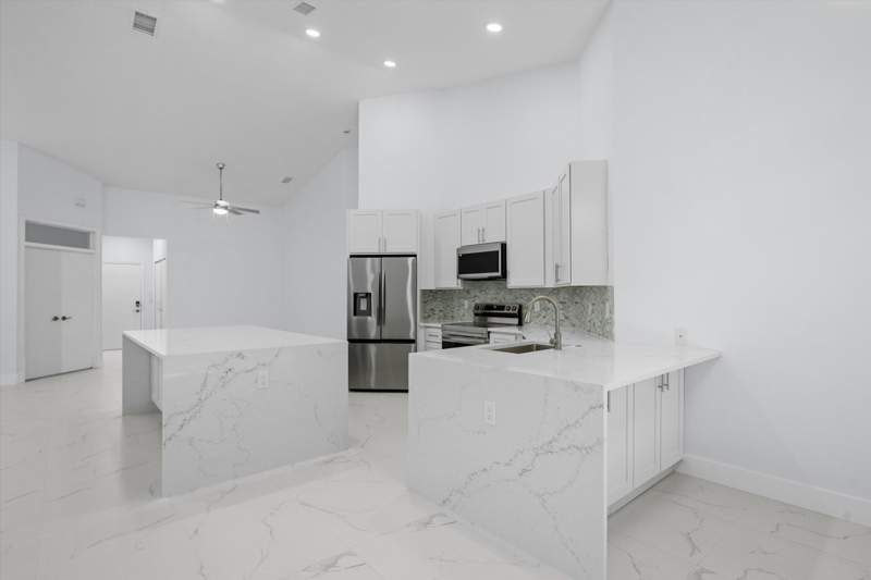 3 bedroom Villa at 4521 Carlton Golf Drive, Wycliffe- Cambridge, Lake Worth — photo 5