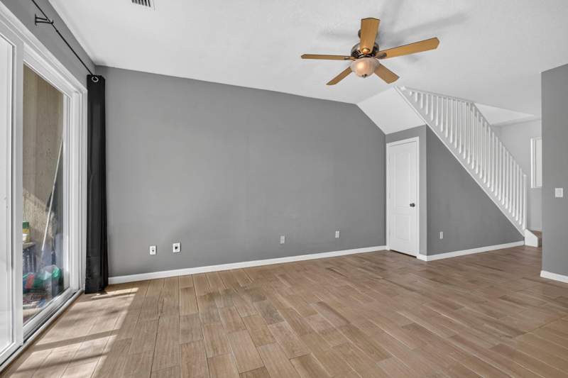 2 bedroom Townhouse at 333 River Bluff Lane, Seminole Estates & Townhomes, Royal Palm Beach — photo 5