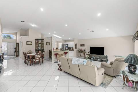 12185 Castle Pines Road, Boynton Beach FL - photo 6 of 31