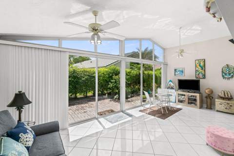 12185 Castle Pines Road, Boynton Beach FL - photo 8 of 31