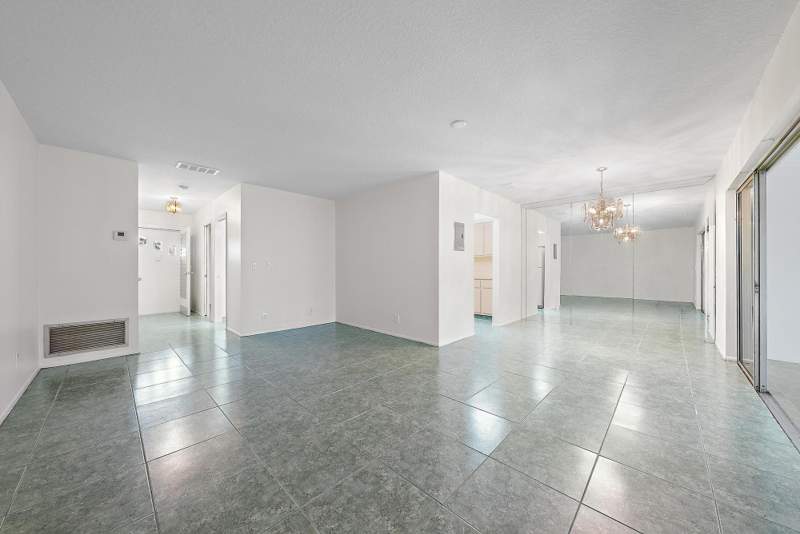1 bedroom Villa at 2638 Gately Drive #45, Cresthaven Townhomes Sec 5 Condo, West Palm Beach — photo 5