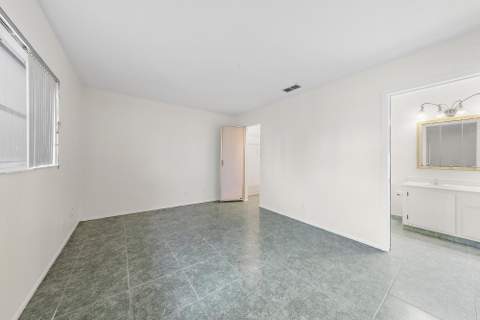 2638 Gately Drive #45, West Palm Beach FL - photo 8 of 16