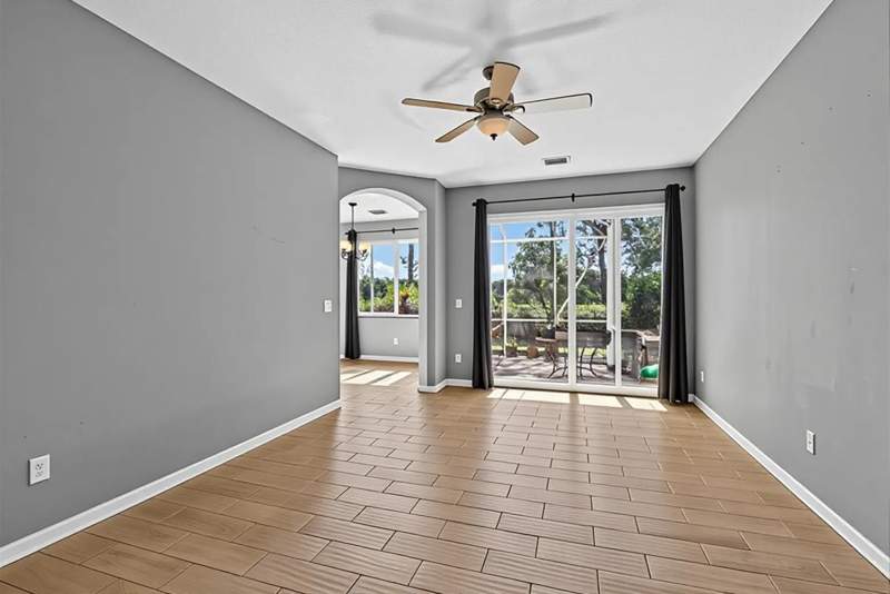 2 bedroom Townhouse at 333 River Bluff Lane, Seminole Estates & Townhomes, Royal Palm Beach — photo 4