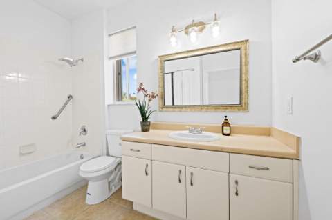 19389 SW 64th Street, Pembroke Pines FL - photo 13 of 47