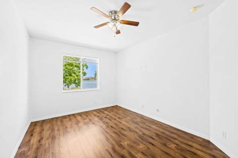 19389 SW 64th Street, Pembroke Pines FL - photo 12 of 47