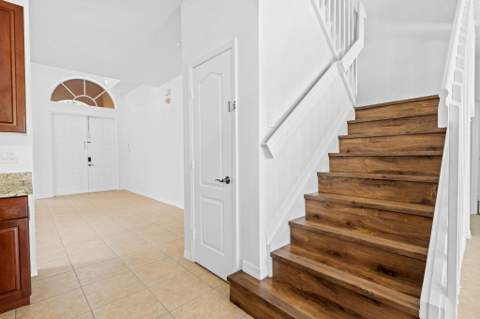 19389 SW 64th Street, Pembroke Pines FL - photo 15 of 47