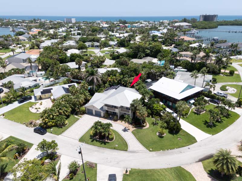 4 bedroom Single Family Residence at 1606 Thumb Point Drive, Thumb Point, Fort Pierce — photo 3