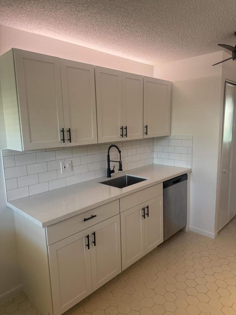 2 bedroom Condominium at 3286 Arcara Way #313, Poinciana/Dorchester Condo, Lake Worth — photo 2