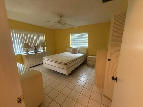 197 Lake Susan Lane, West Palm Beach FL - photo 8 of 24