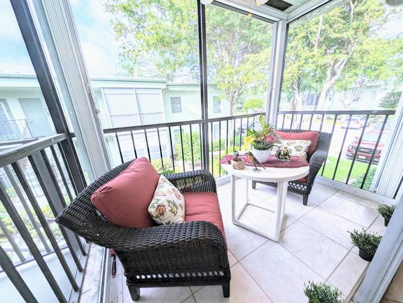 2 bedroom Condominium at 7515 S Oriole Boulevard #203, Evergreen I Of Vills Of Oriole Condo, Delray Beach — photo 2