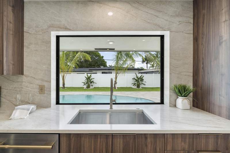 3 bedroom Single Family Residence at 6011 NE 19th Avenue, Imperial Point 3rd Sec, Fort Lauderdale — photo 4