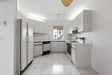 5226 Europa Drive #c, Boynton Beach FL - photo 24 of 37