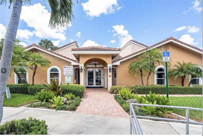2 bedroom Condominium at 8955 Wiles Road #306, Edgewater Condo, Coral Springs — photo 2