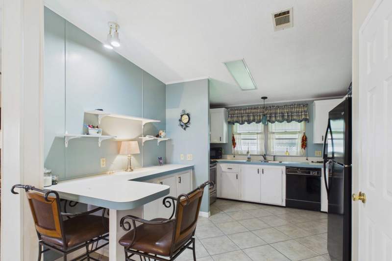 2 bedroom Manufactured Home at 33009 Azua Bay, Jamaica Bay Mobile Home Co Op, Boynton Beach — photo 5