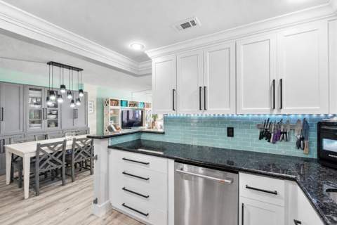 305 N Pompano Beach Boulevard #804, Pompano Beach FL - photo 6 of 99
