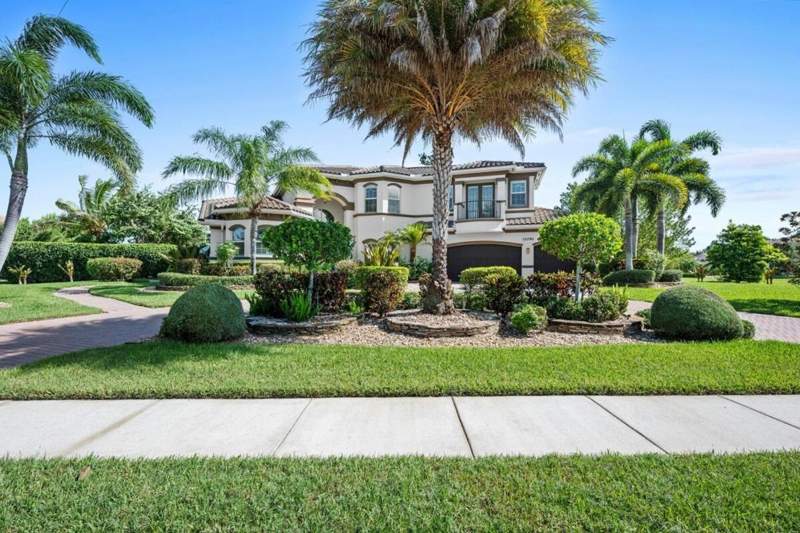 5 bedroom Single Family Residence at 11091 Rockledge View Drive, The Preserve at Bay Hill Estates, West Palm Beach — photo 2