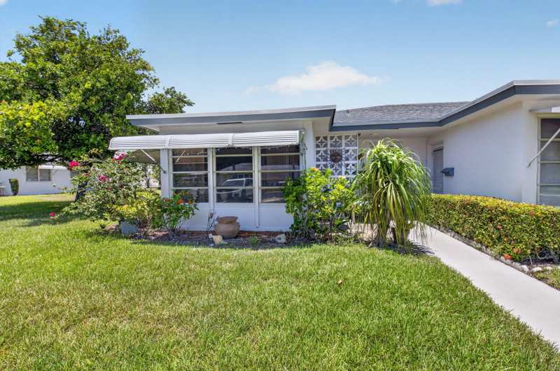 2 bedroom Villa at 1180 S Drive Circle #A, High Point Of Delray Sec 5 Condo, Delray Beach — photo 1