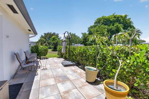 1180 S Drive Circle #A, Delray Beach FL - photo 17 of 23