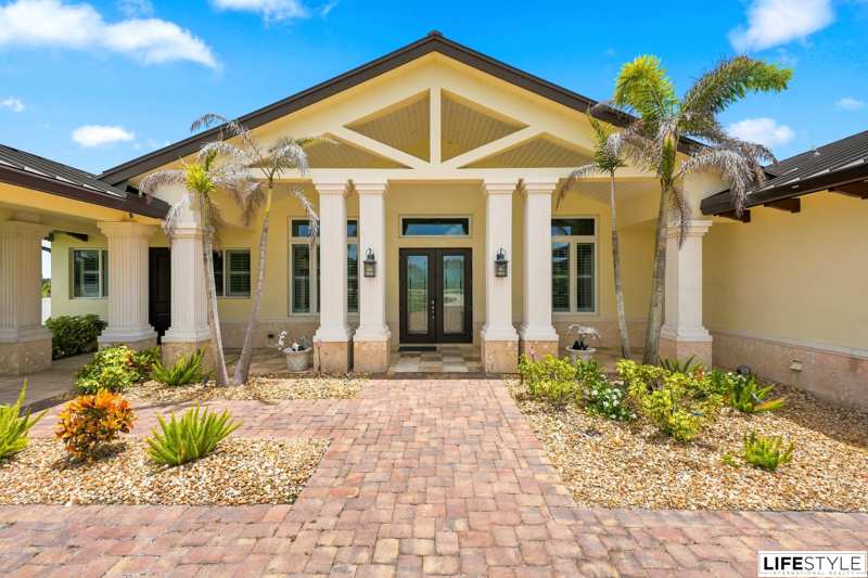 4 bedroom Single Family Residence at 2990 Johnston Road, Postobelo, A Subdivision, Fort Pierce — photo 1