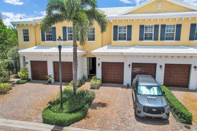 3 bedroom Townhouse at 206 Mariner Court, Mariner Court Condo, North Palm Beach — photo 4