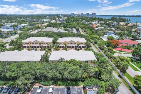 206 Mariner Court, North Palm Beach FL - photo 6 of 62