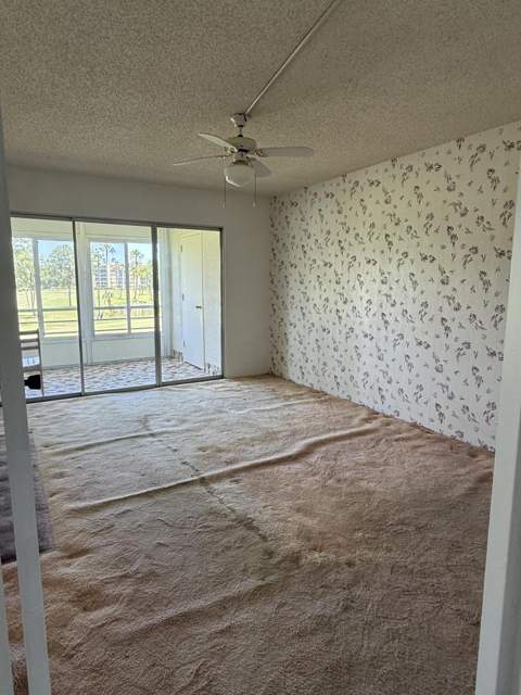 3836 Via Poinciana #306, Lake Worth FL - photo 8 of 13