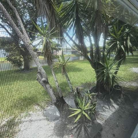 197 Lake Susan Lane, West Palm Beach FL - photo 20 of 24
