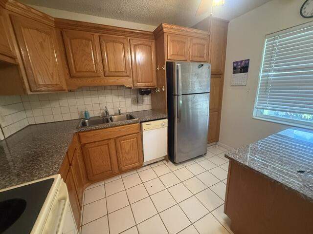 2 bedroom Villa at 197 Lake Susan Lane, Golden Lakes Village Condo M, West Palm Beach — photo 5