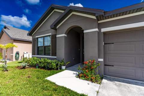 5316 Amusement Avenue, Fort Pierce FL - photo 8 of 67