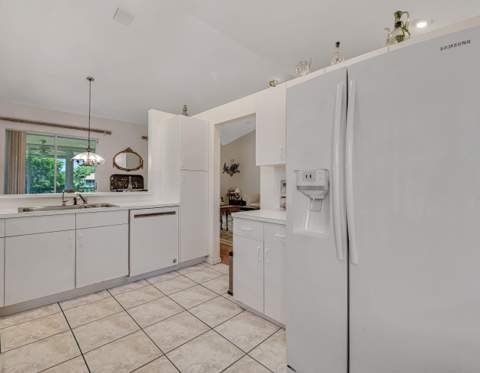 7027 Summer Tree Drive #201, Boynton Beach FL - photo 21 of 77