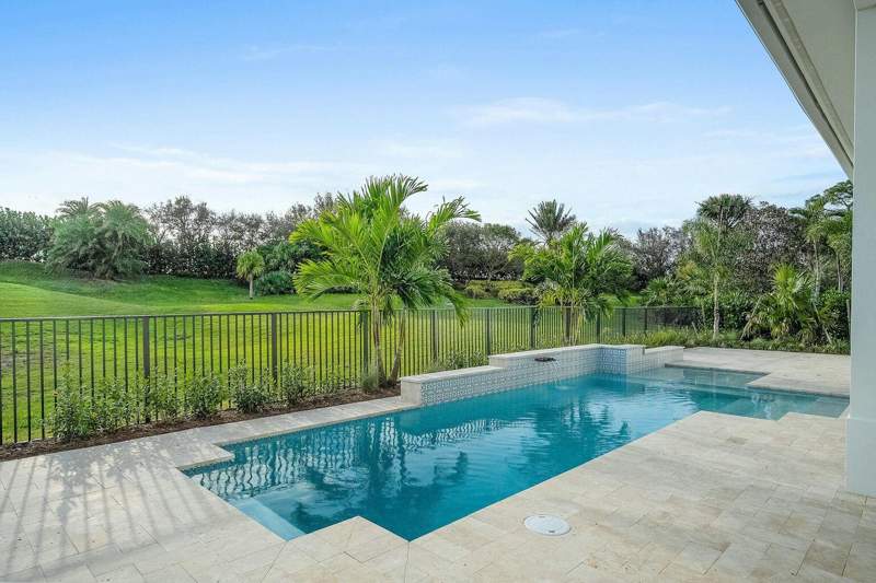 3 bedroom Single Family Residence at 110 SE Via Verona, Tesoro Plat No 2, Port St. Lucie — photo 3