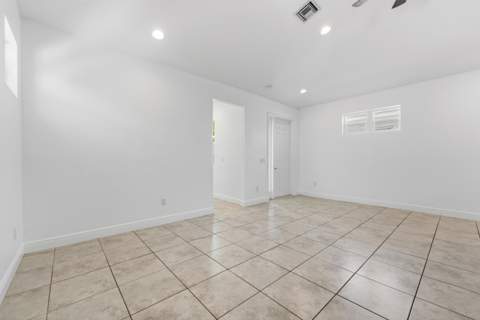 4984 SE Railway Avenue, Stuart FL - photo 18 of 67